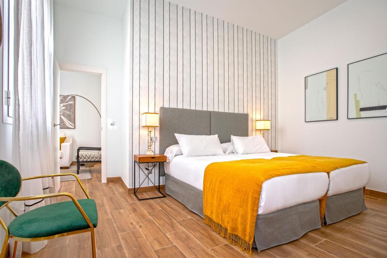 Genteel Home Recaredo Seville Exterior photo