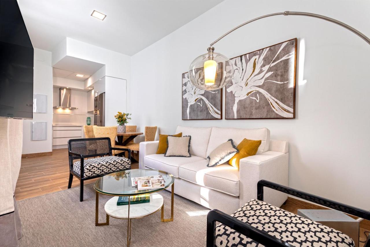 Genteel Home Recaredo Seville Exterior photo